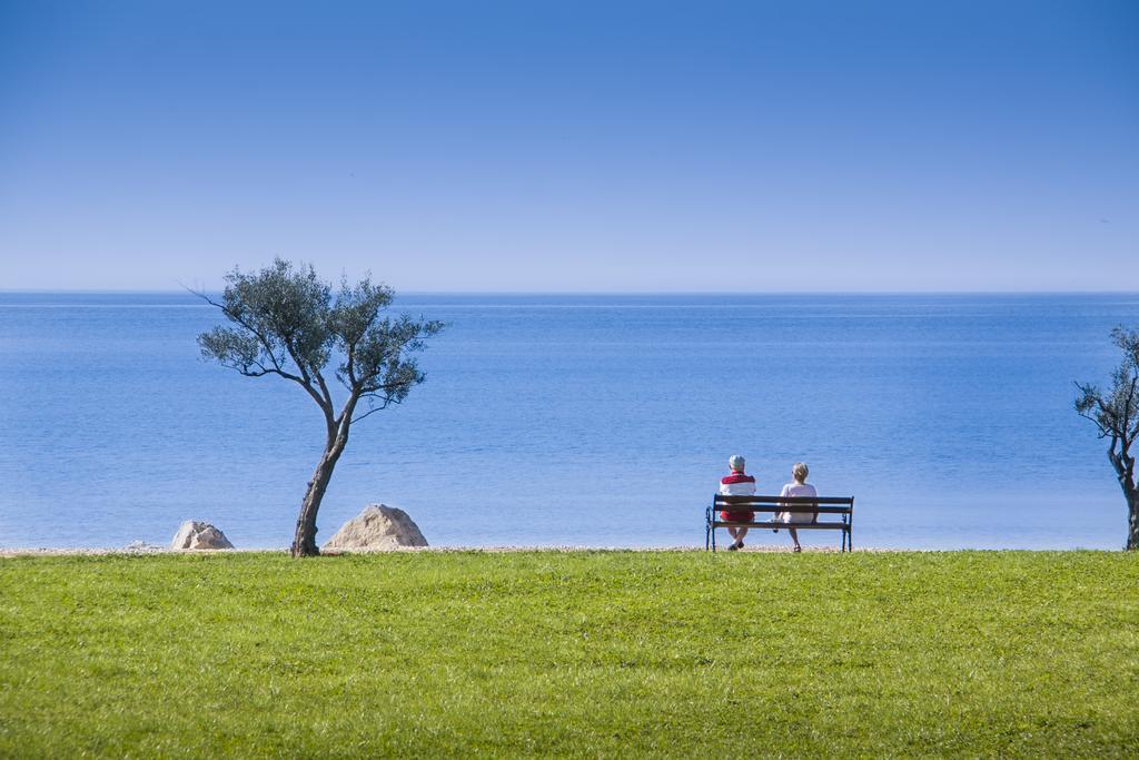 Aminess Laguna Hotel Novigrad Istria Exterior foto